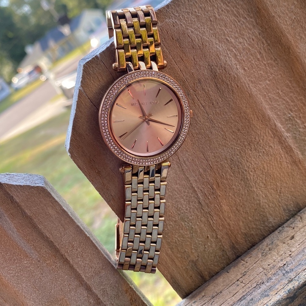 ROSE gold Michael Kors watch